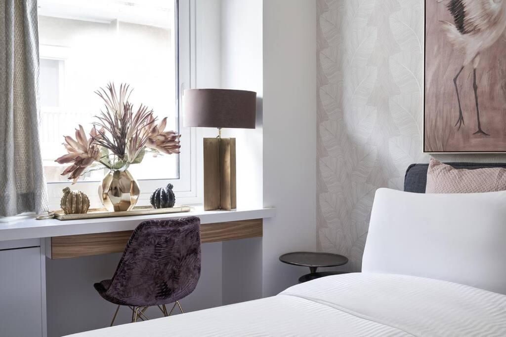 Deluxe Apartment, Kolonaki Athena Bagian luar foto